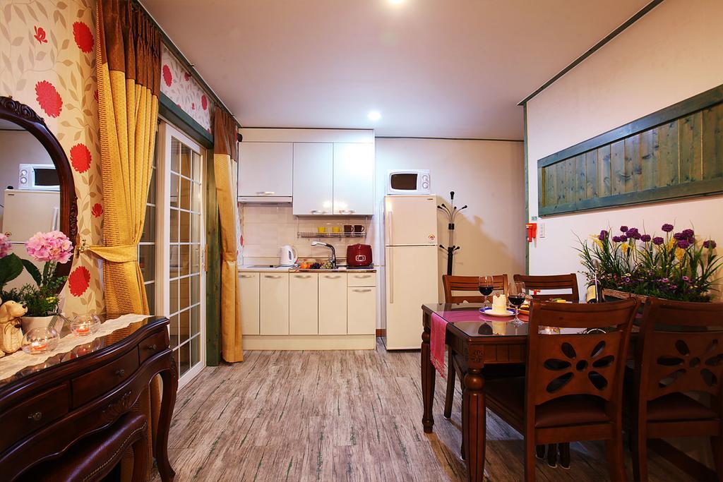 Muju Iris Pension エクステリア 写真